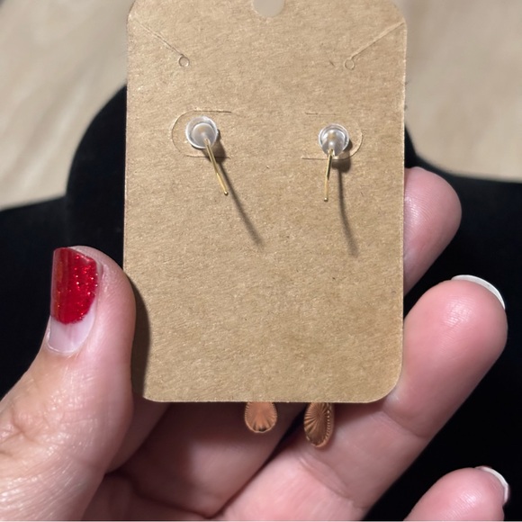 Happy Siamese Cat with Dangle Tail, Hook Earrings - Super Cute Kitty Cat Earring - Picture 9 of 10